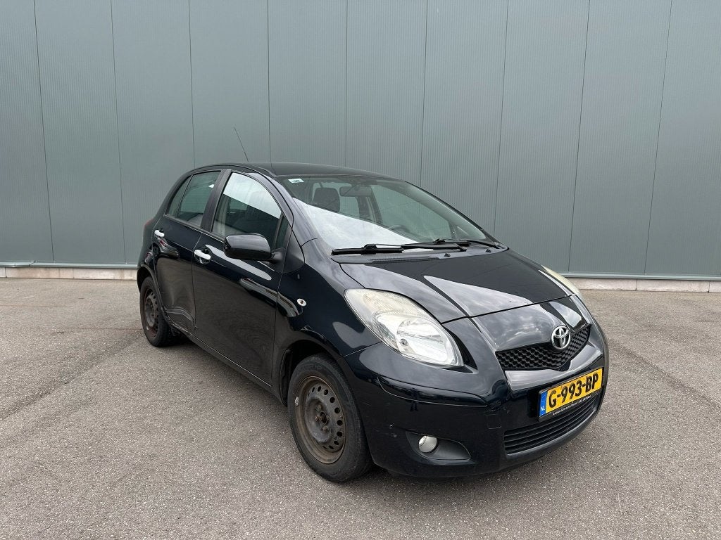 Toyota Yaris 1.3 VVTi Comfort Lim CLIMA AIRCO ! (bj 2010), Auto's, Toyota, 1025 kg, 101 pk, 40 €/maand, 4 cilinders