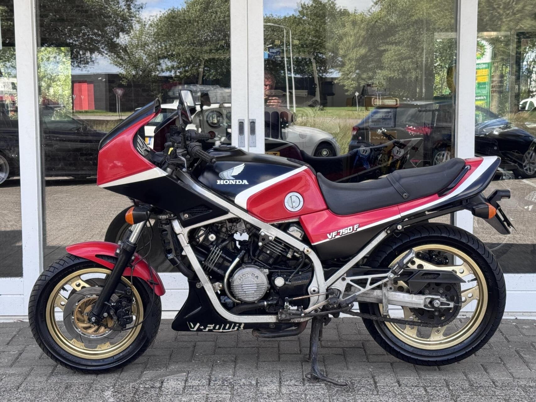 Honda VF 750 F, Cco@honda-eu.com, Honda, 2909 IK Capelle aan den ijssel, Bedrijf