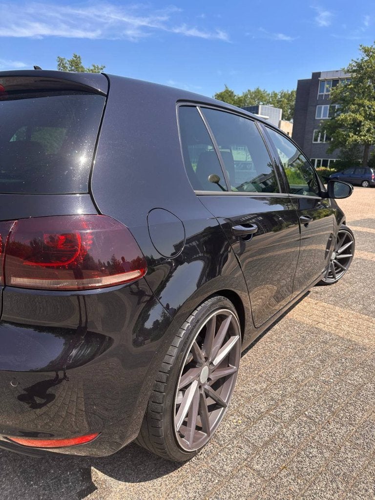 Volkswagen Golf 1.4 TSI Stage 1 110KW DSG 2009 Zwart, Beige, 4 cilinders, Leder, 650 kg