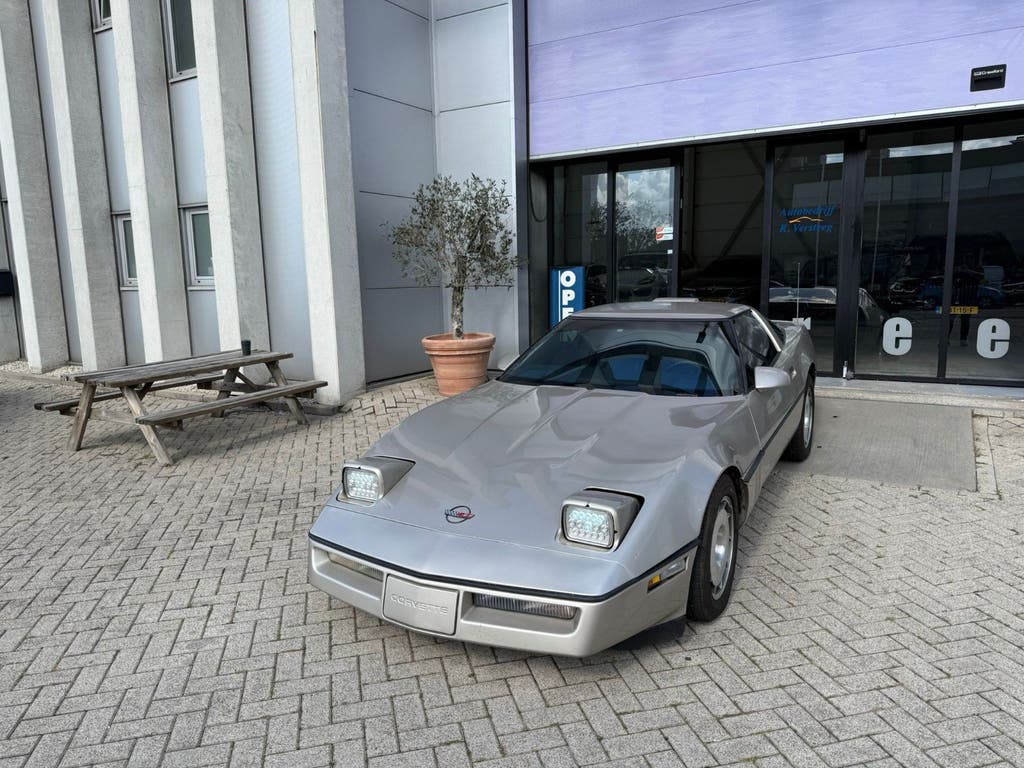 Chevrolet Corvette c4 targa 1986, foto 2