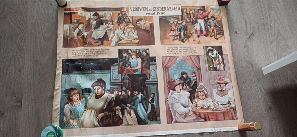 2 prachtige vintage school posters vrouwen verzet /arbeid, Antiek en Kunst, Antiek | Schoolplaten, Ophalen of Verzenden