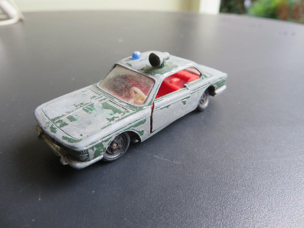 Siku V266 BMW 2000 CS Polizei, Hobby en Vrije tijd, Modelauto's | Overige schalen, Ophalen of Verzenden, Gebruikt, Auto