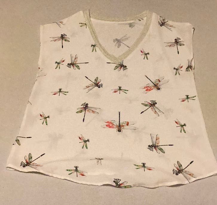 Schattig doorzichtig zomerbloesje maat 42, Wit, Maat 42/44 (L), Ophalen of Verzenden, Zonder mouw