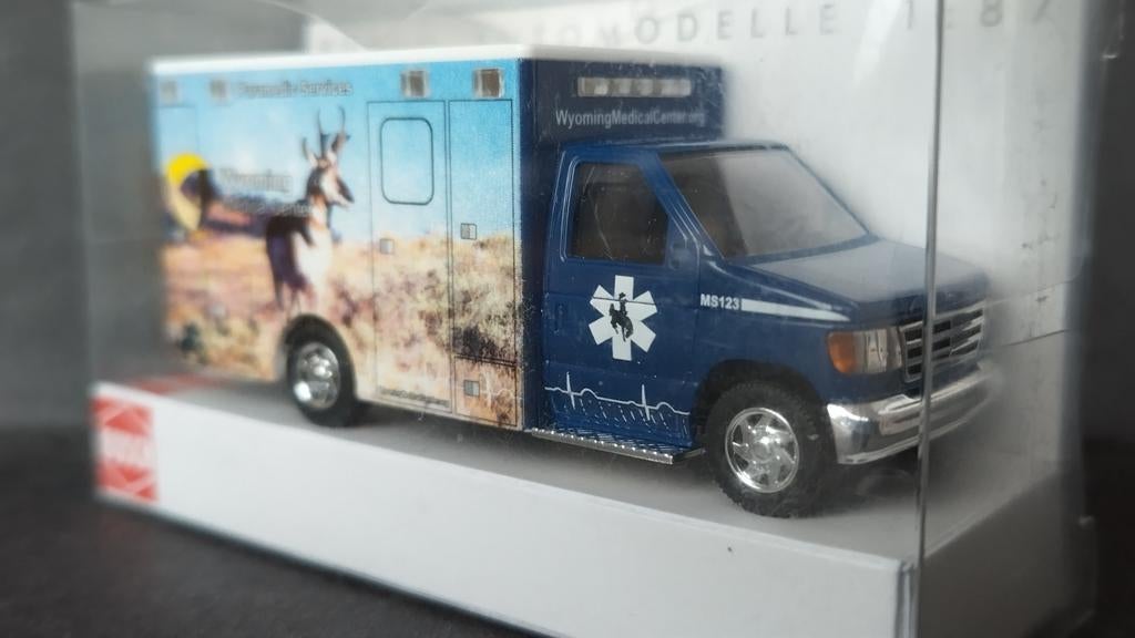 Ford E 350 Ambulance Antilope Wyoming 1:87 Busch Pol, Overige merken, Busch Gmbh, Auto, Verzenden