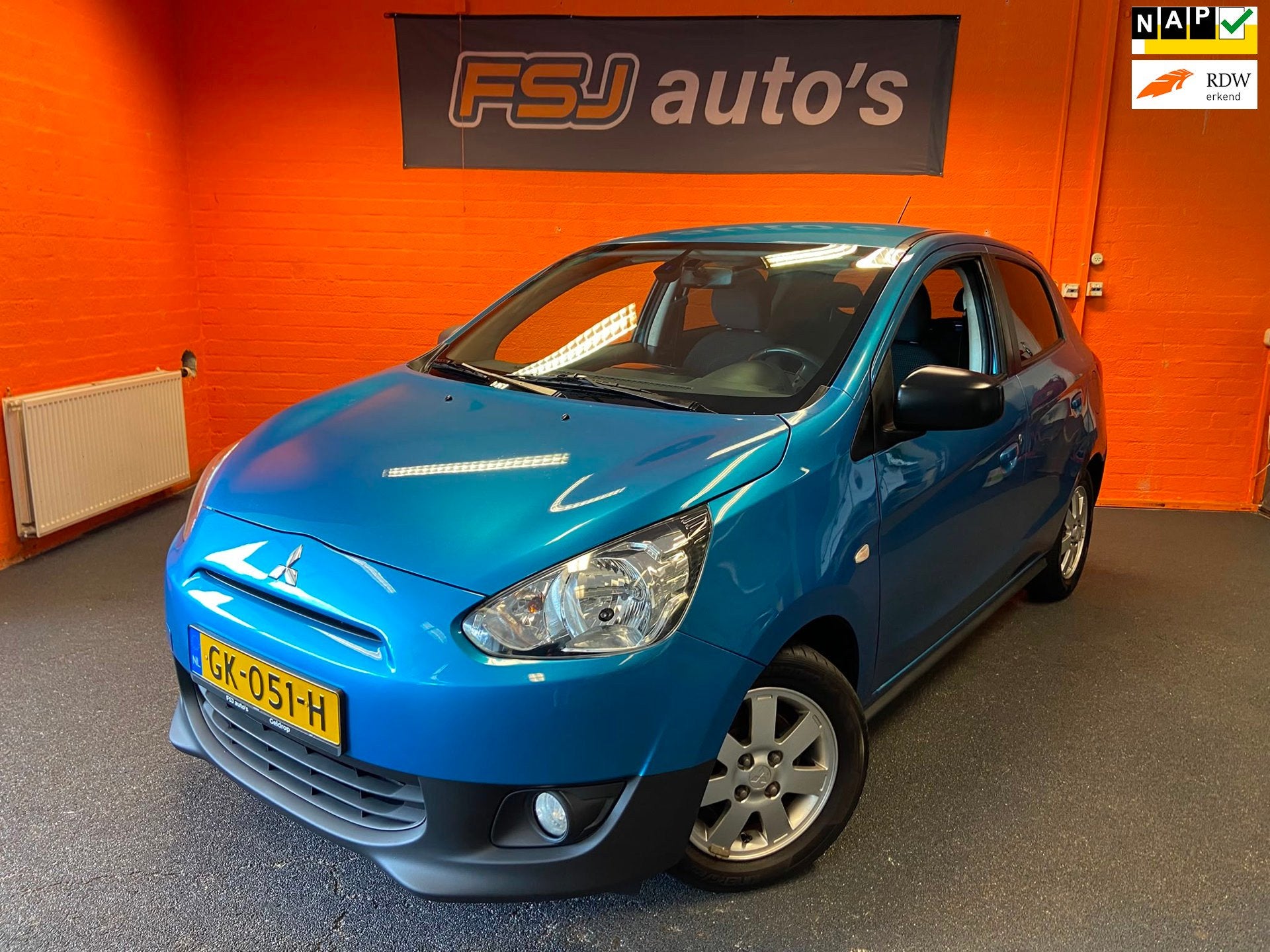 Mitsubishi Space Star 1.0 / 5 DEURS / BRIGHT / NAP / AIRCO!, Voorwielaandrijving, Stof, Gebruikt, Blauw
