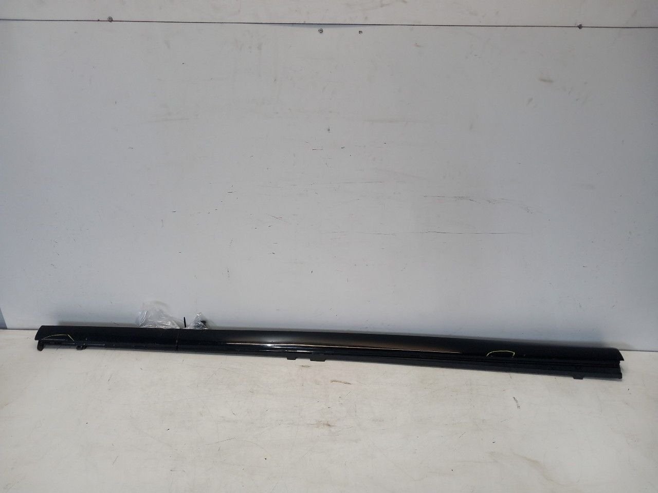 Sideskirt links Audi A3, Onderdelen@venauto.nl, Van der Ven Autorecycling B.V., Gebruikt, Ettenseweg 76, 4706 PB Roosendaal, The Netherlands