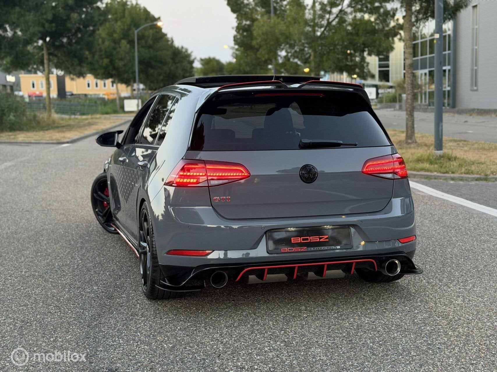 Volkswagen Golf 7.5 2.0 TSI GTI TCR DSG PANO NARDO DCC BULLX, Auto's, Dealer onderhouden, 15 km/l, 4 cilinders, Alcantara