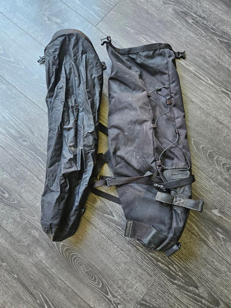 Topeak Backloader 15 liter zadeltas voor bikepacking, Fietsen en Brommers, Fietsaccessoires | Fietstassen, Ophalen of Verzenden