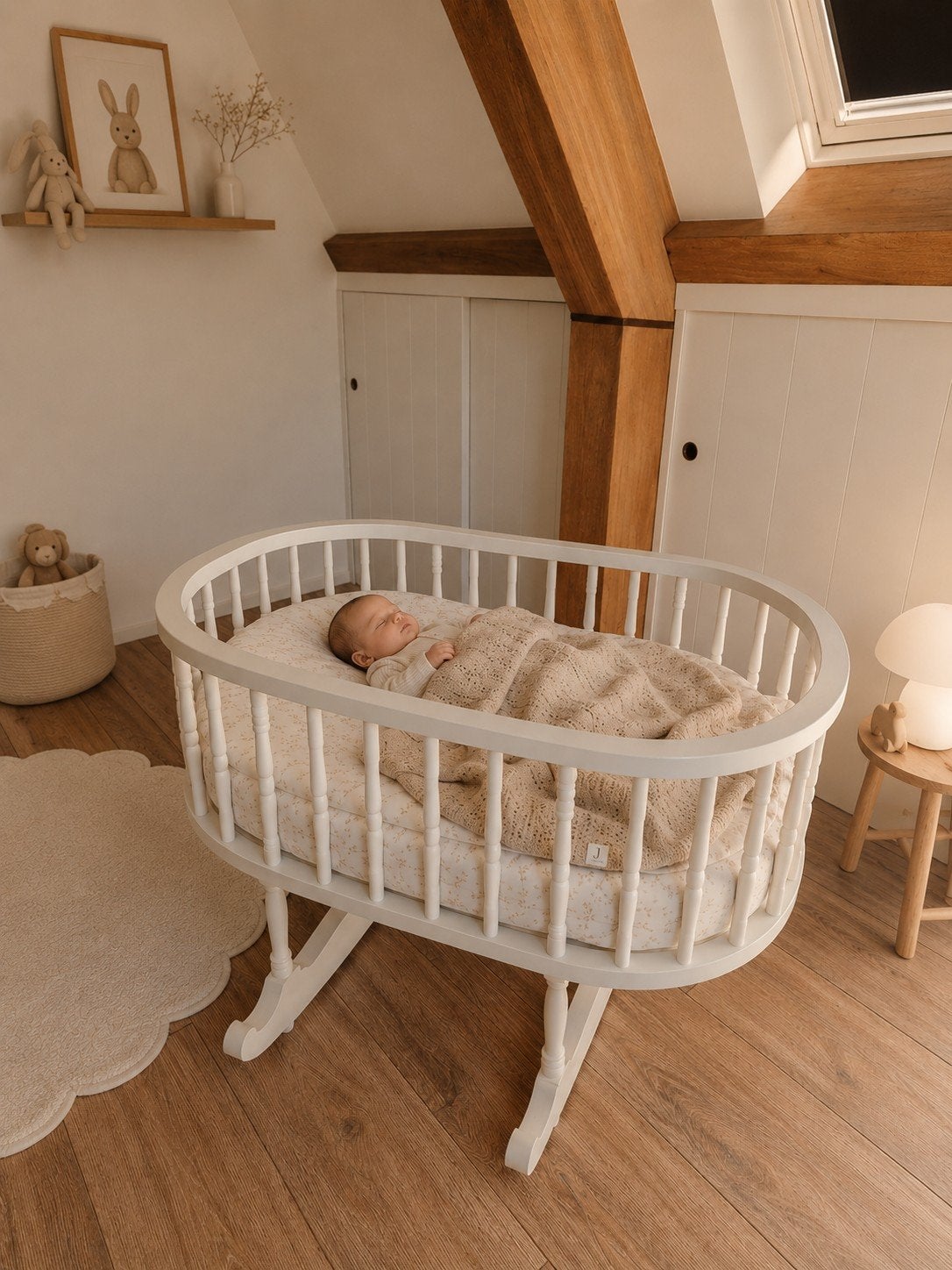 Romantisch wiegje met ovaal matrasje (80x45cm), Kinderen en Baby's, Babywiegjes en Ledikanten, Ophalen, Gebruikt, Wieg
