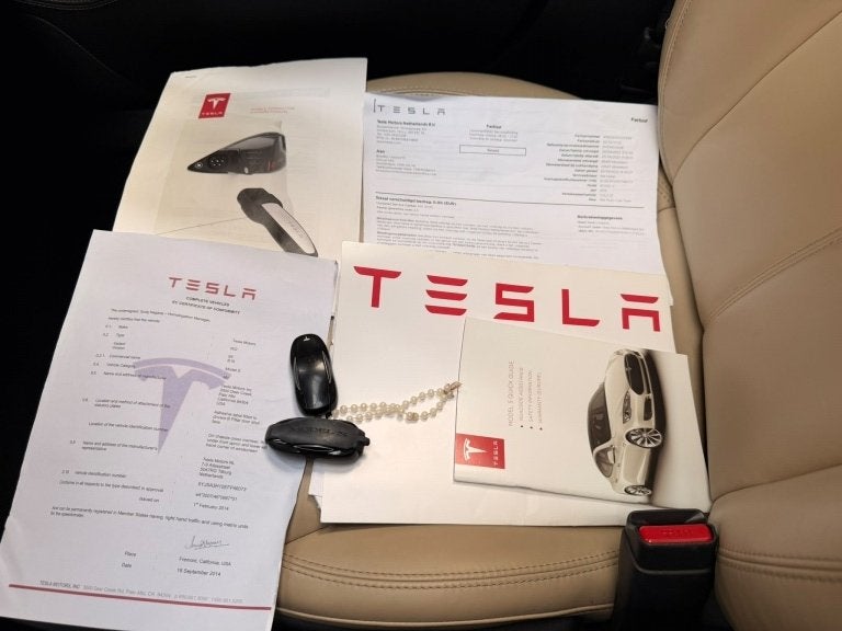 TESLA  MODEL S 85+ 421CH