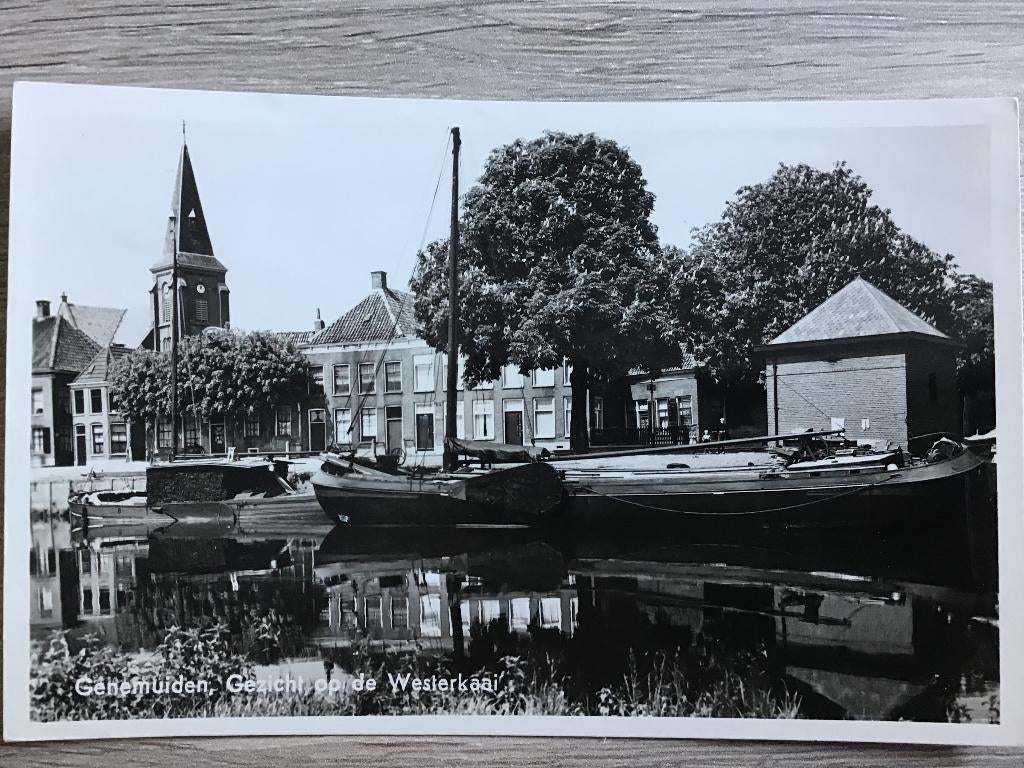 Genemuiden gezicht op de  Westerkaai 1948, Verzamelen, Ansichtkaarten | Nederland, Verzenden, 1940 tot 1960, Gelopen, Overijssel