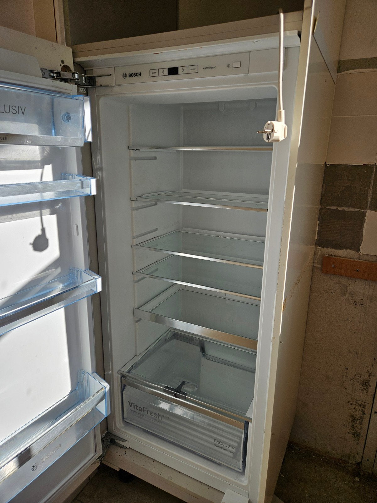 Bosch Exclusiv Koelkast - Zo goed als nieuw, Ophalen, Zonder vriesvak, 120 tot 140 cm, 200 liter of meer