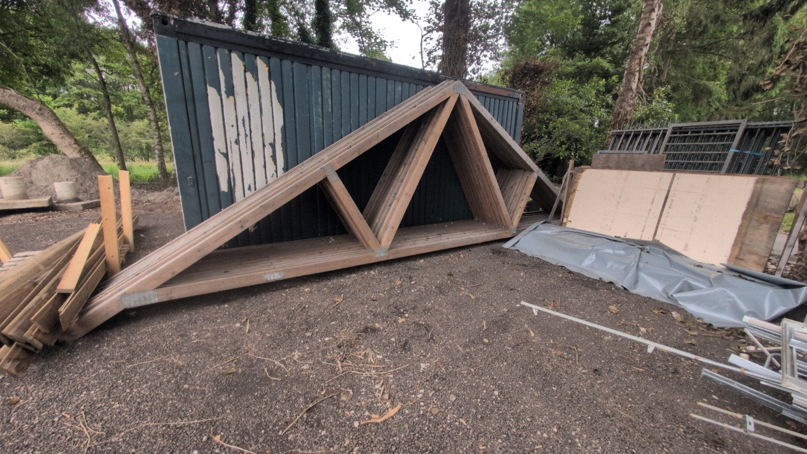 Robuuste houten dakspanten voor diverse constructies, Ophalen, Gebruikt
