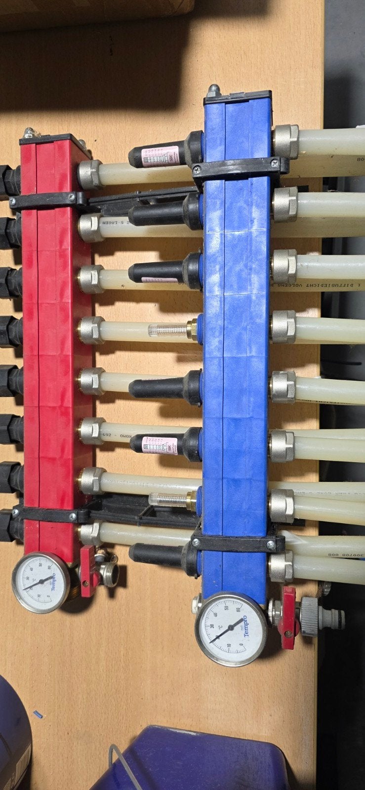 Vloerverwarming verdeler 8 groepen 20mm kunststof koelen, Ophalen of Verzenden, Gebruikt, Overige typen