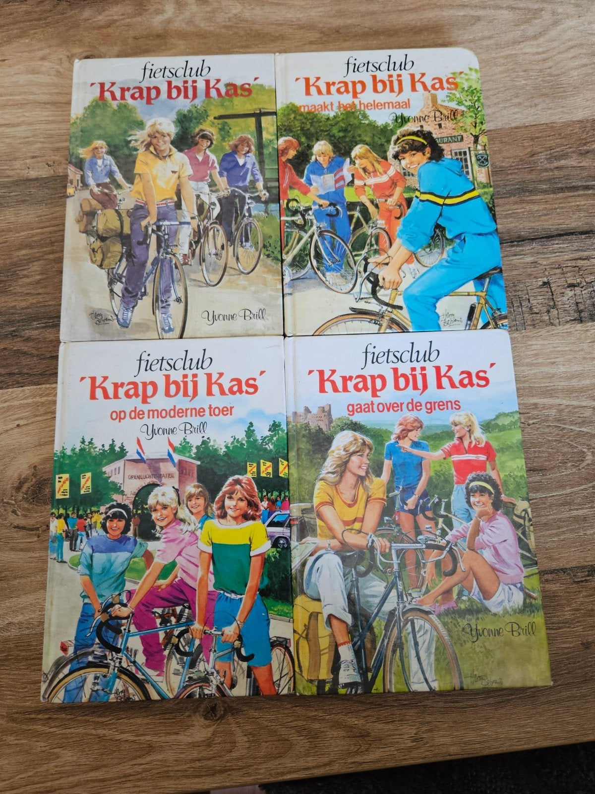 Fietsclub "Krap bij kas", Ophalen of Verzenden, Gelezen