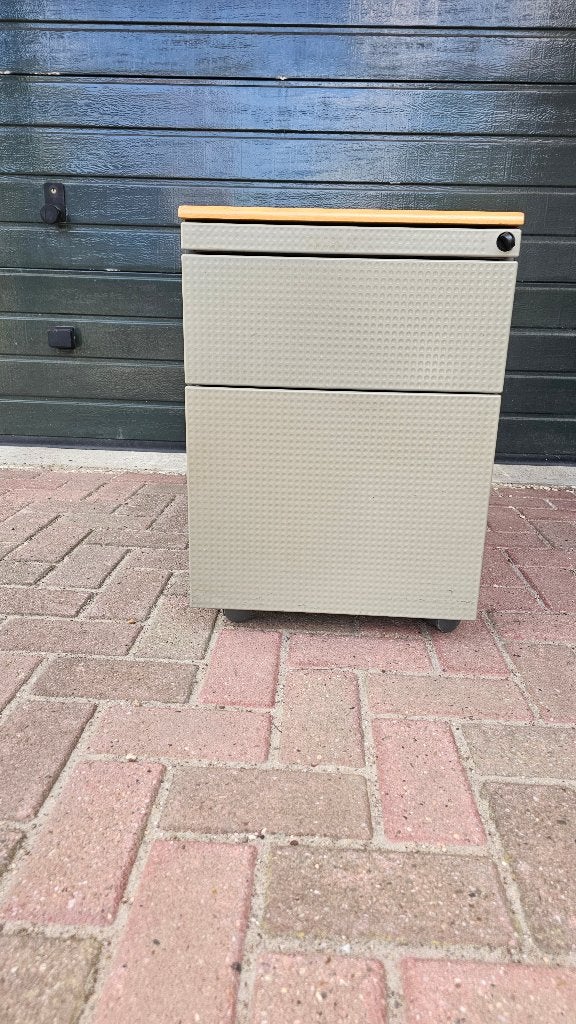 Ladekastje bureau, verrijdbaar, met sleuteltje, Ophalen, Gebruikt, Zie foto's, Minder dan 70 cm