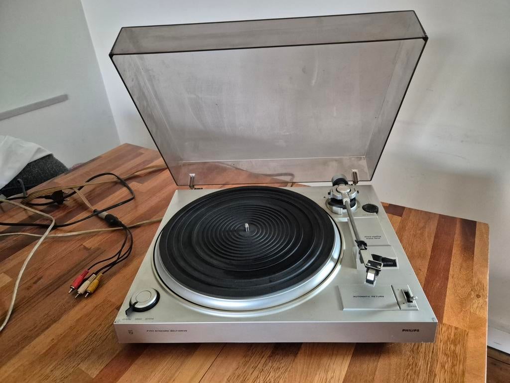 Philips F7111 Synchro Belt-Drive platenspeler, Audio, Tv en Foto, Platenspelers, Ophalen of Verzenden, Philips