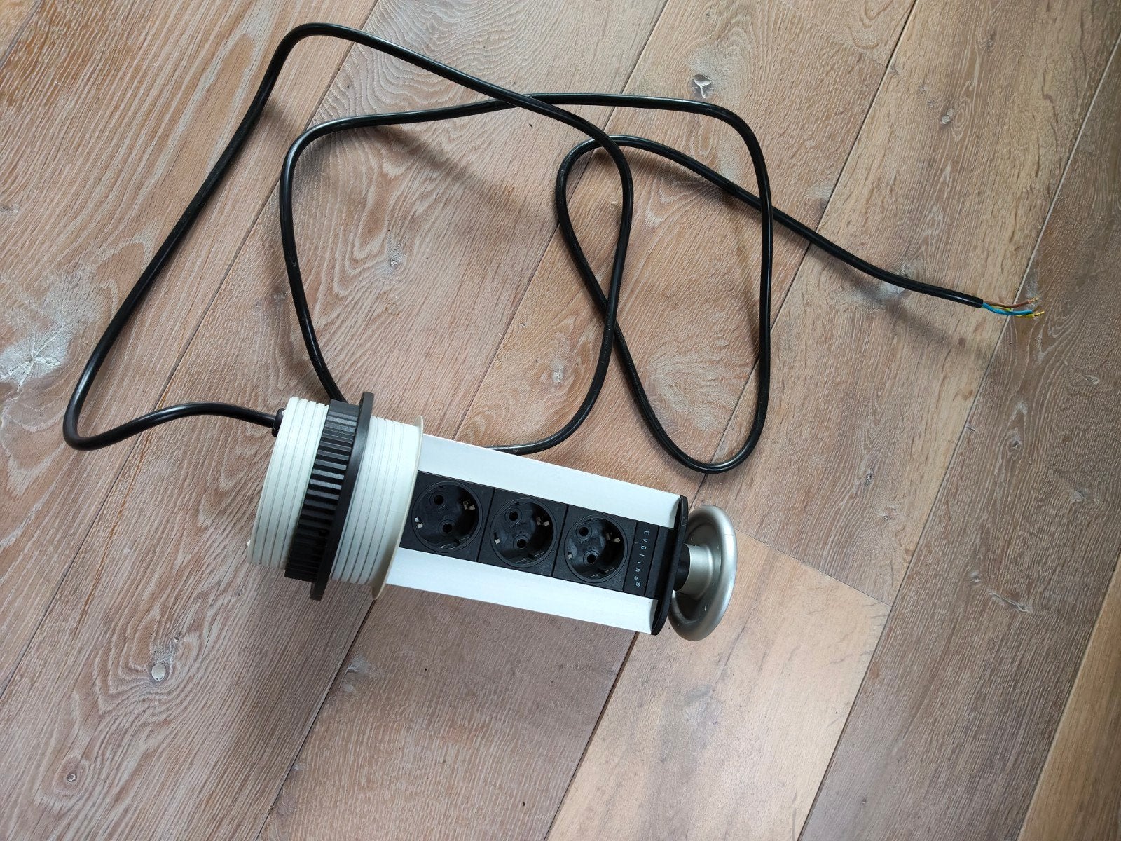 Evoline Pop-up Stekkerdoos met 3 Stopcontacten, Doe-het-zelf en Verbouw, Elektra en Kabels, Ophalen, Gebruikt, Overige merken