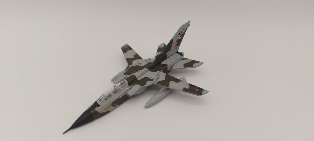 Delprado schaalmodel Tornado, Overige merken, 1:72 tot 1:144, Verzenden, Nieuw