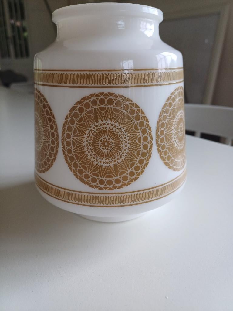 Design Vaas Melk Glas Nutricia Wit en Beige jaren 1960 !, Gebruikt, Wit, Ophalen of Verzenden, Glas