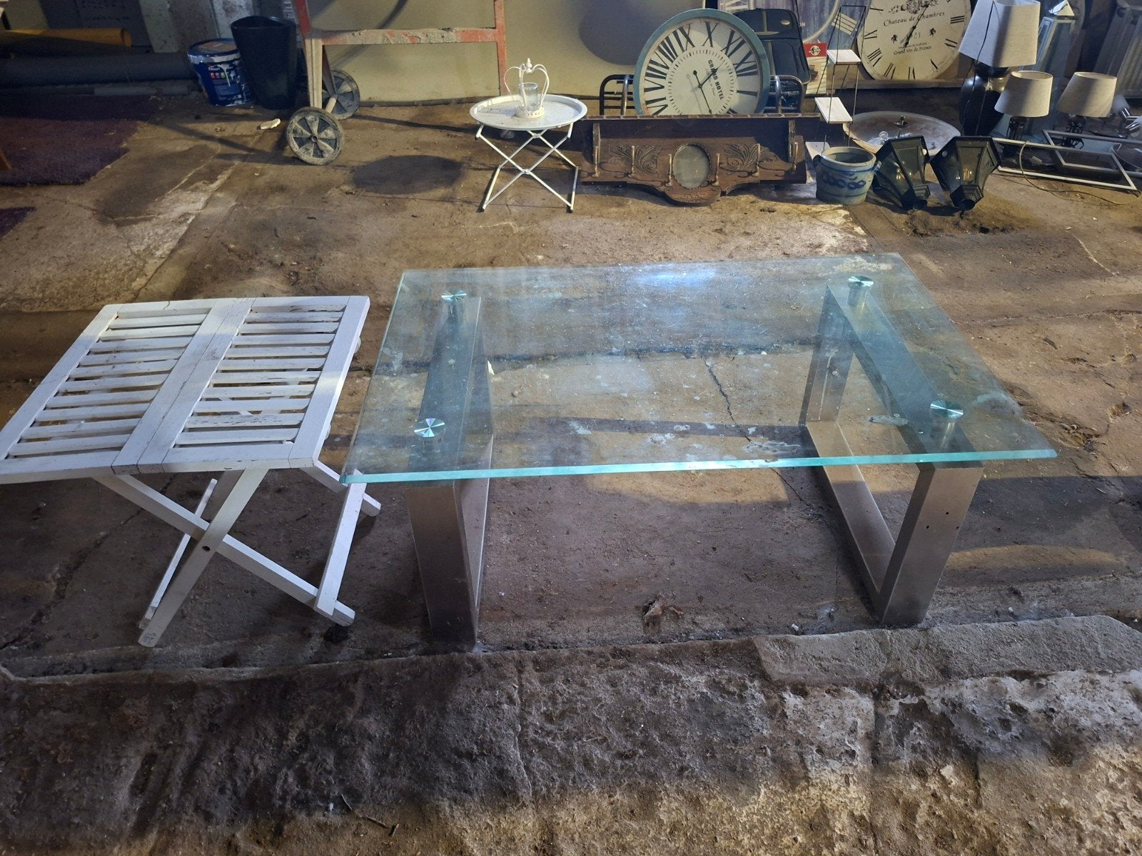 Gratis Glazen Kamertafel met Metalen Onderstel, 50 – 75, Gebruikt, 100 tot 150 cm, Glas