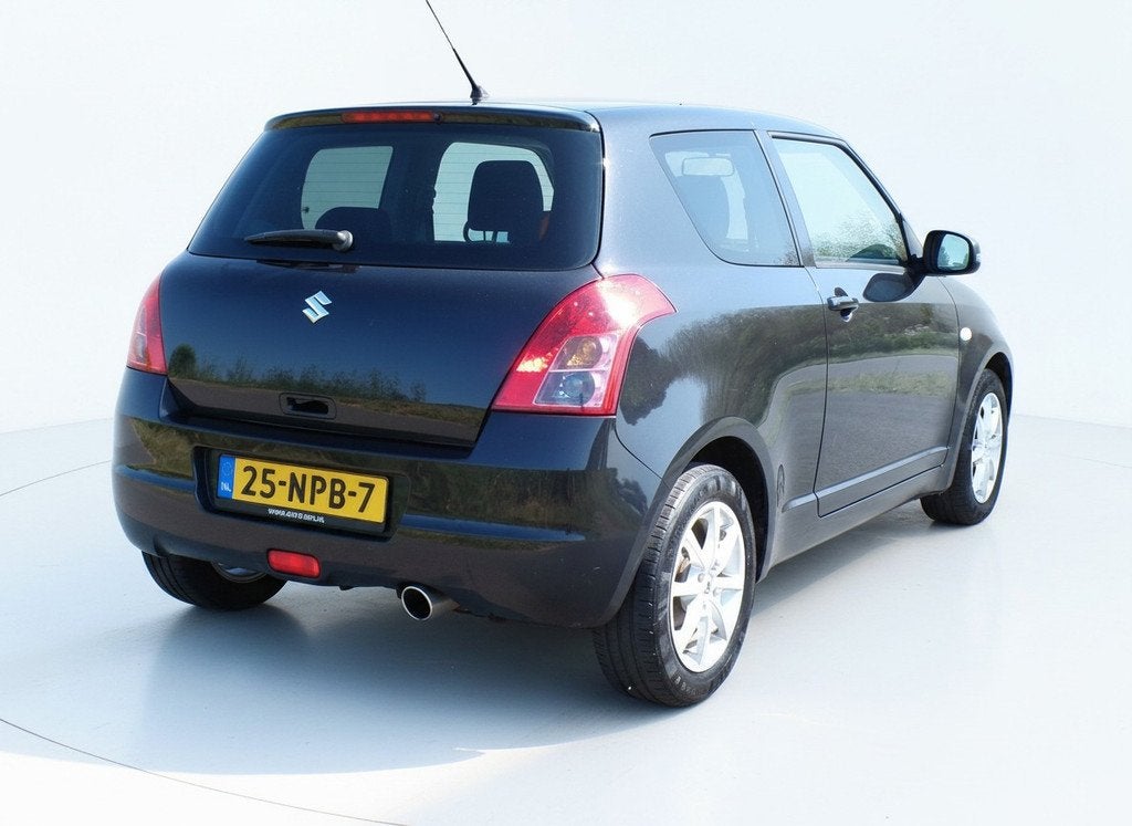 Suzuki Swift 1.3 Limited|Airco|Stoelverwarming, Auto's, Suzuki, Stof, Gebruikt, 31 €/maand, Bedrijf