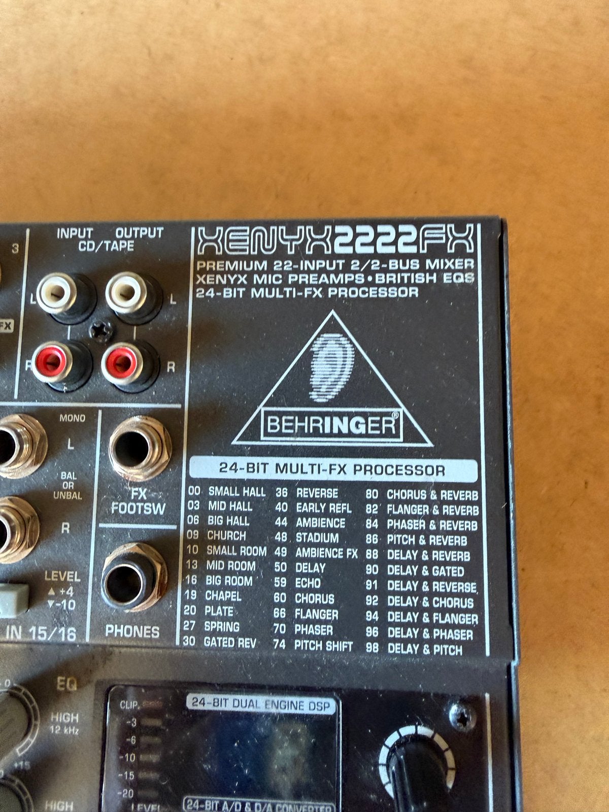 Behringer Xenyx 2222FX Mixer met Devine Snake Kabel, Muziek en Instrumenten, Mengpanelen, Ophalen of Verzenden, Zo goed als nieuw