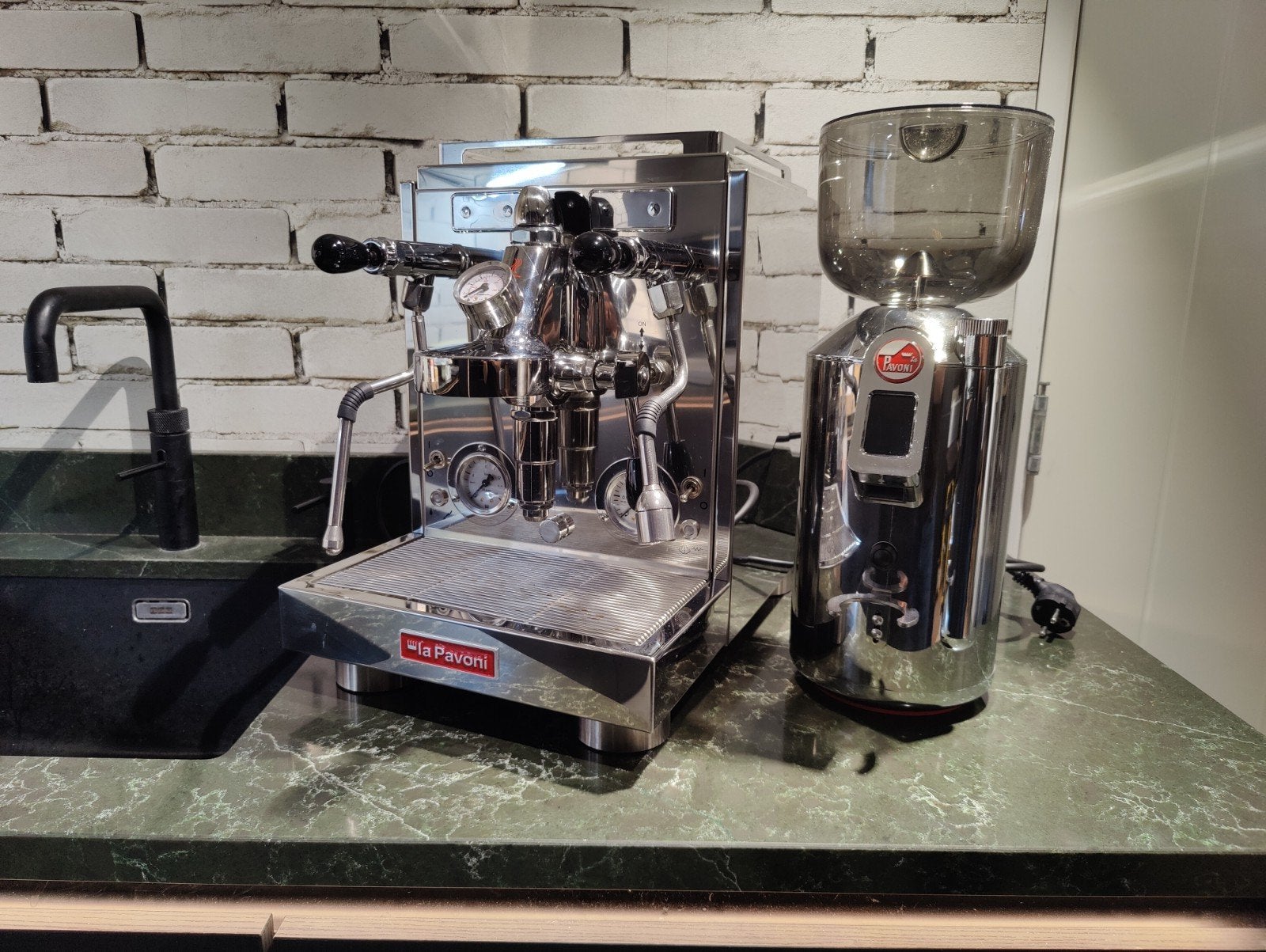 La Pavoni Botticelli inclusief koffiemolen, Showroommodel, Ophalen, Espresso apparaat, Koffiebonen, Zo goed als nieuw