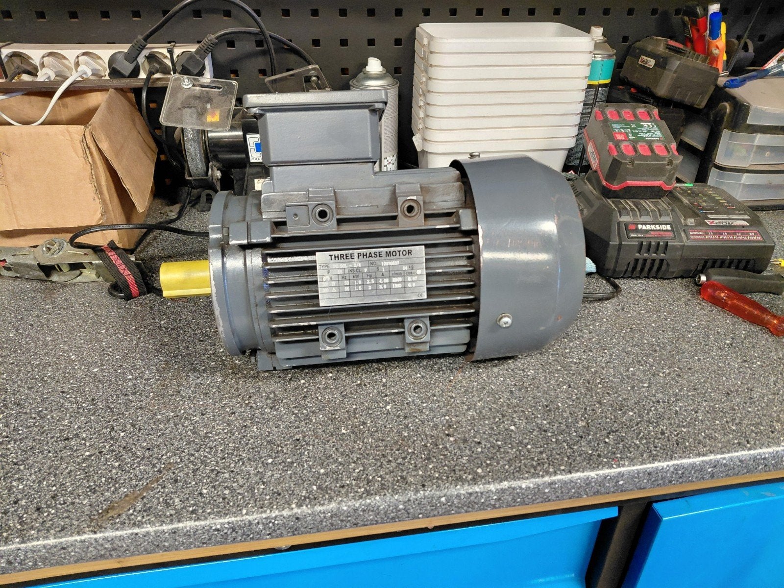 Electro motor met 2 snelheden, Doe-het-zelf en Verbouw, Motoren, Ophalen, Elektromotor