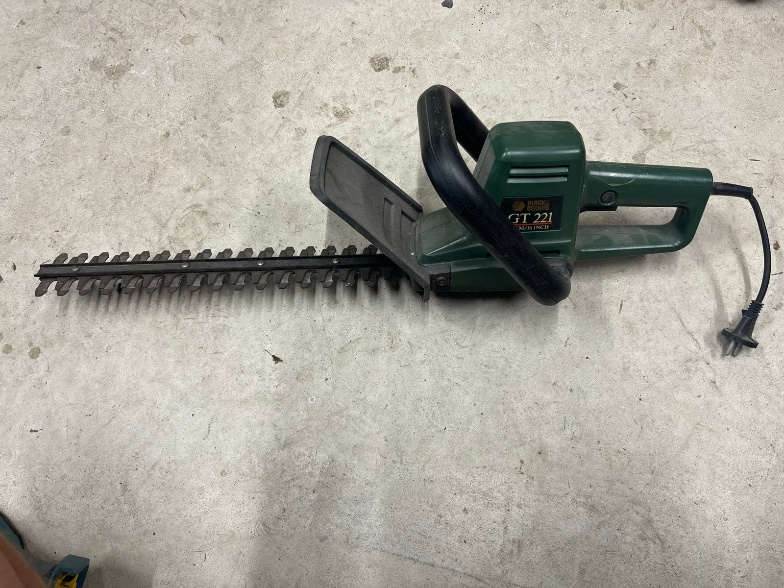 Black & Decker GT 221 elektrische heggenschaar, Tuin en Terras, Ophalen of Verzenden, Gebruikt, Elektrisch