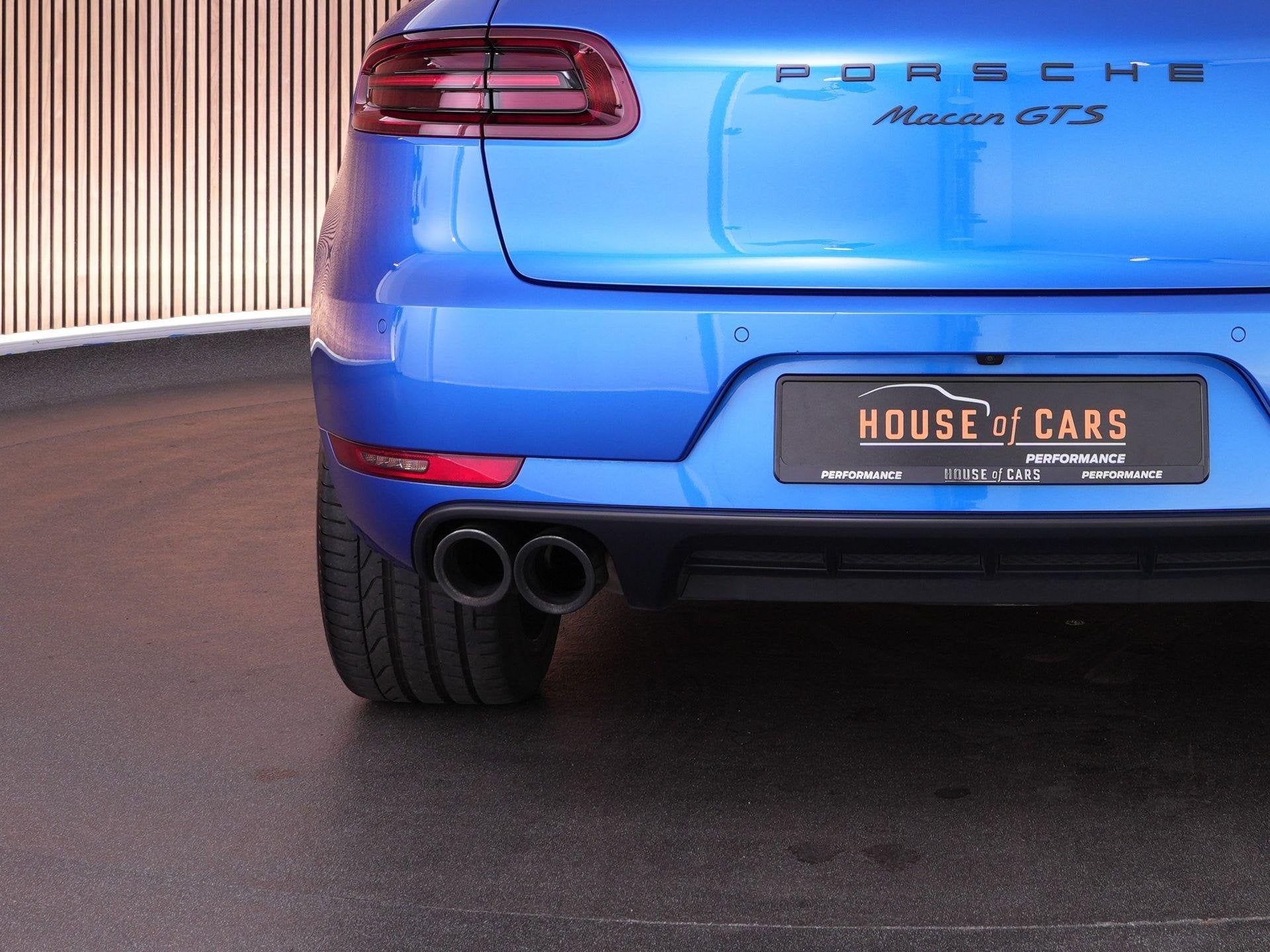 Foto 22 van Porsche Macan 3.0 GTS |panoramadak|luchtvering|PASM|sportuit