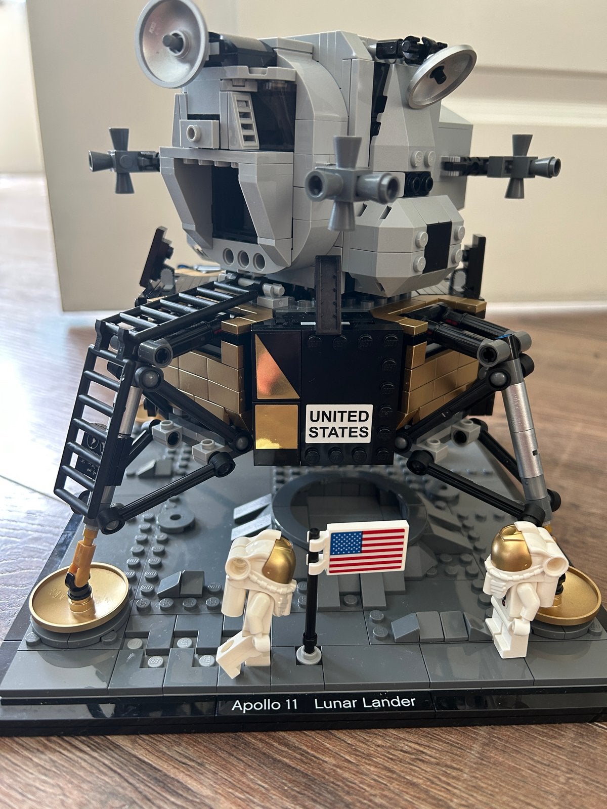 Lego 10266 NASA Apollo 11 Lunar Lander, Lego, Ophalen of Verzenden, Zo goed als nieuw, Space
