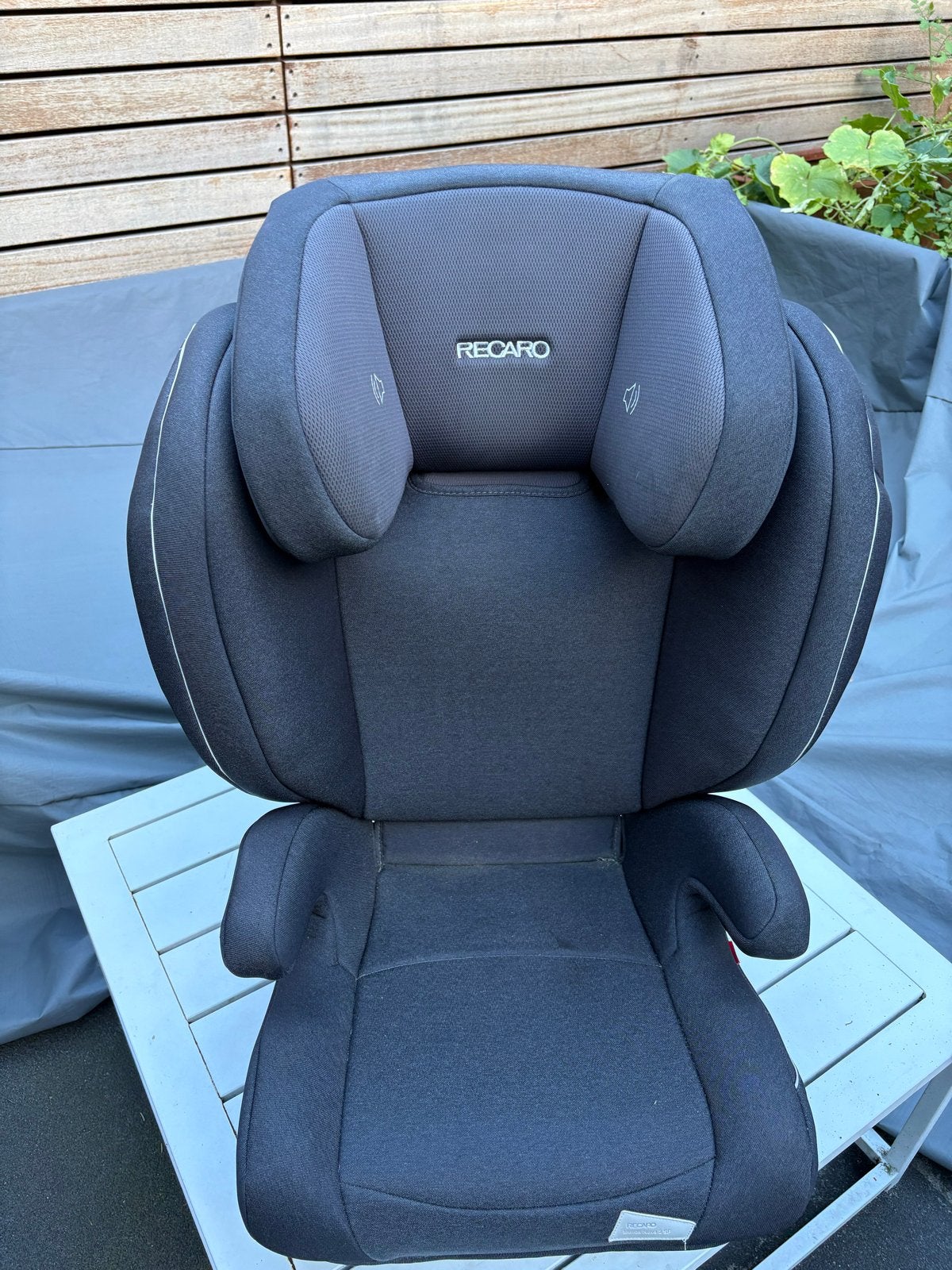 Recaro Monza Nova 2 SF autostoel incl speakers, 15 t/m 36 kg, Verstelbare rugleuning, Ophalen of Verzenden, Zo goed als nieuw