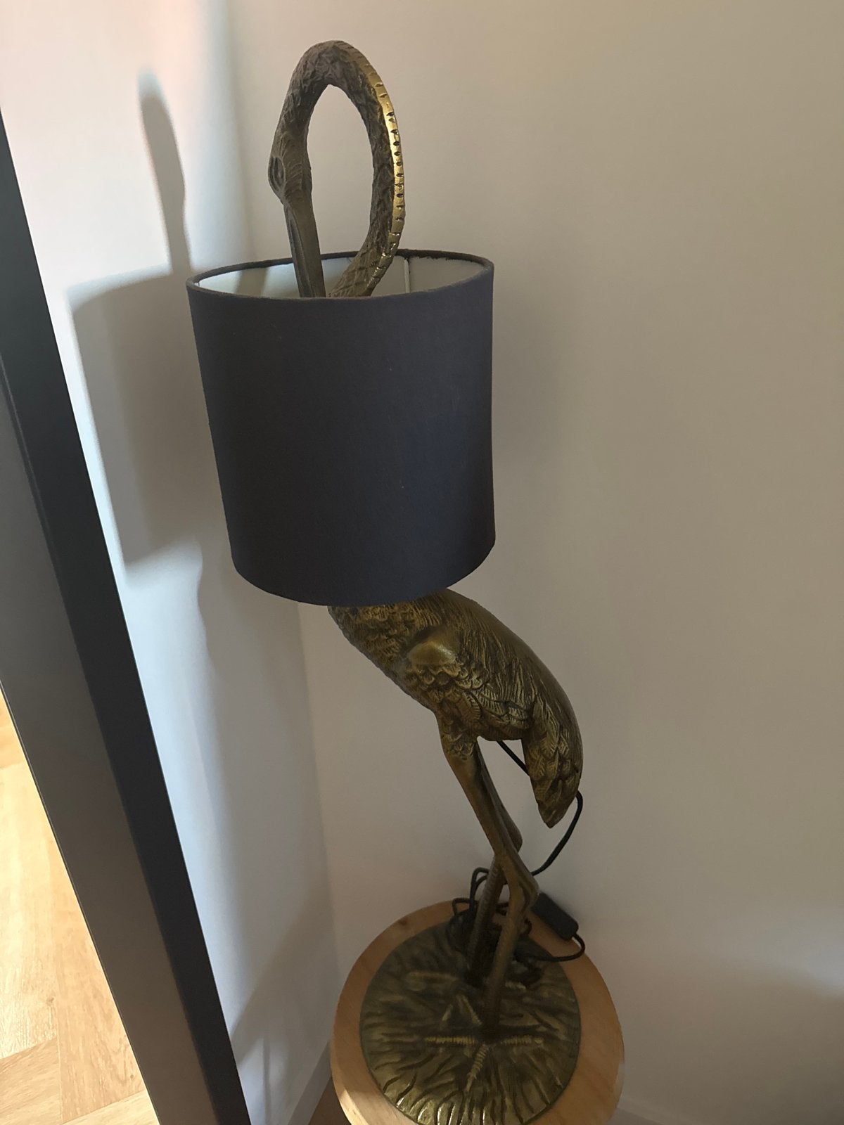 Unieke bronzen kraanvogel lamp met zwarte kap, Antiek en Kunst, Ophalen