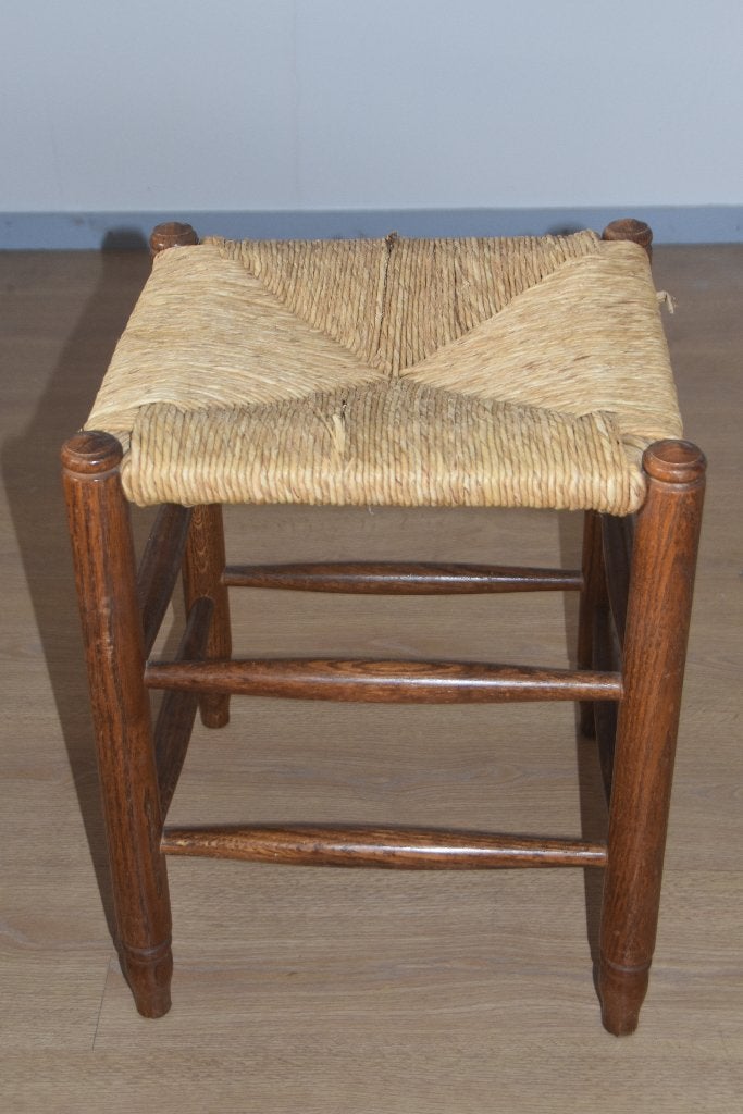 Vintage houten kruk met rieten zitting, Ophalen of Verzenden, Gebruikt, Overige materialen