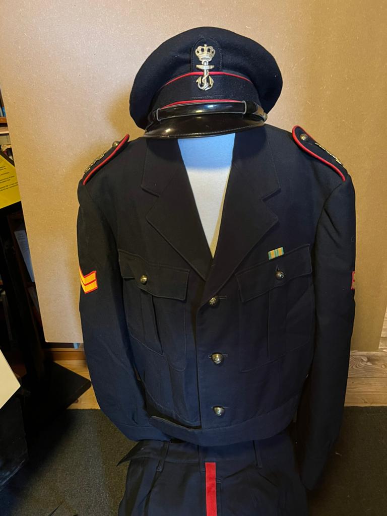 Mariniers unform kpl verbindings dienst en voorschriften, Ophalen of Verzenden, Marine, Nederland, Kleding of Schoenen
