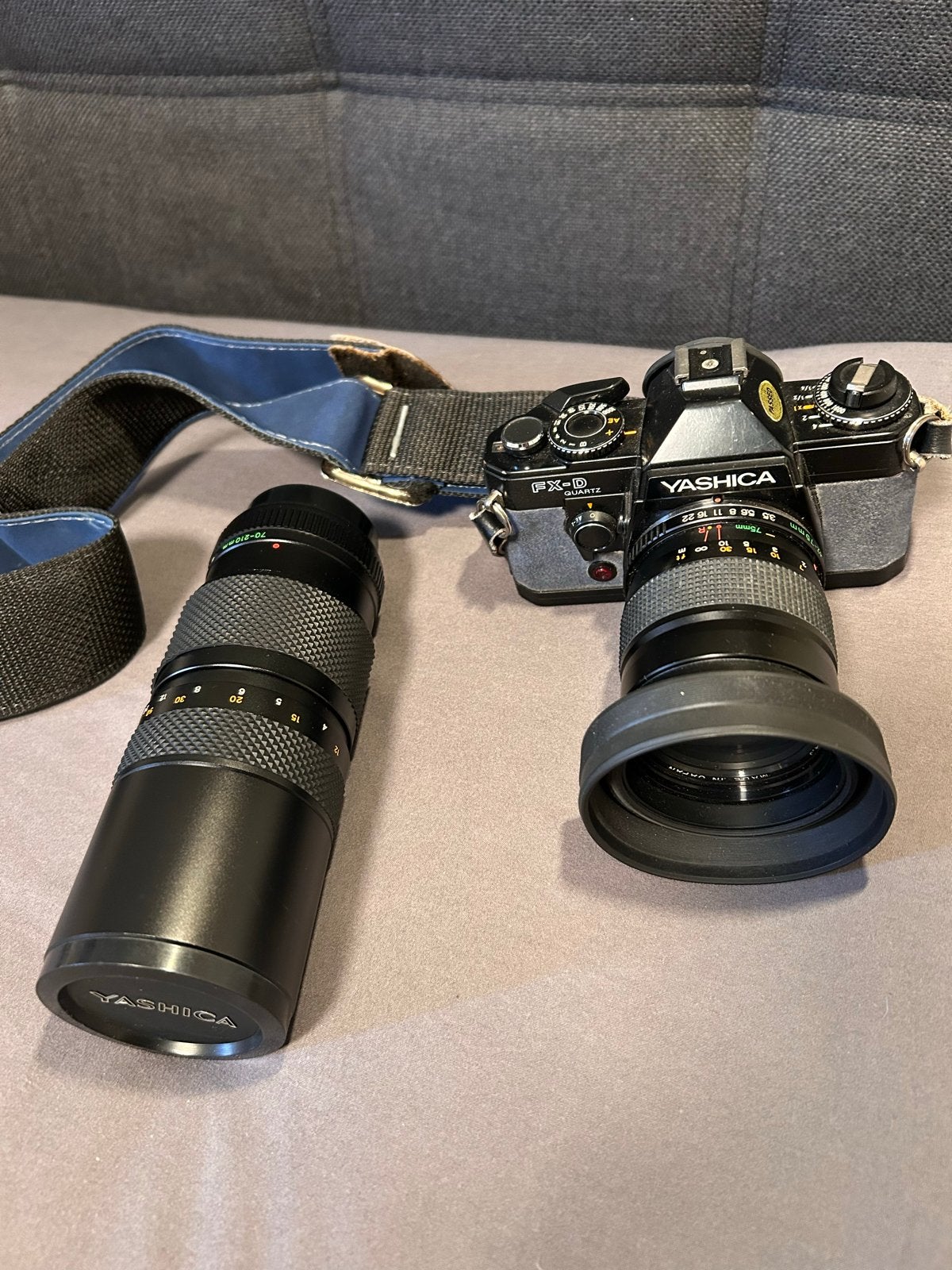 Yashica FX-D Quartz vintage camera met 2 lenzen, Ophalen of Verzenden, Gebruikt, Spiegelreflex, Overige Merken