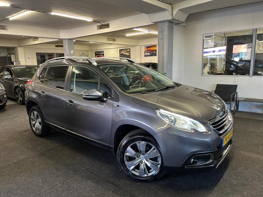 Peugeot 2008 1.2 PureTech *NAVI*2015*LED* (bj 2015), Auto's, Peugeot, Voorwielaandrijving, Euro 5, 1199 cc, 82 pk