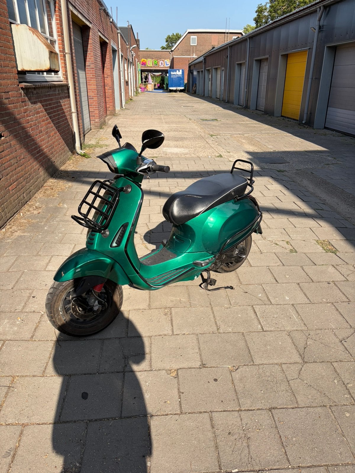 Vespa sprint, Fietsen en Brommers, Scooters | Vespa, Maximaal 45 km/u, Vespa S, Ophalen of Verzenden, Zo goed als nieuw