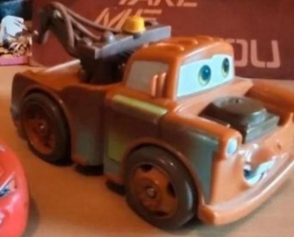 Zeldzame Pixar Cars Shake 'N Go Mater (2006), Kinderen en Baby's, Speelgoed | Speelgoedvoertuigen, Ophalen of Verzenden