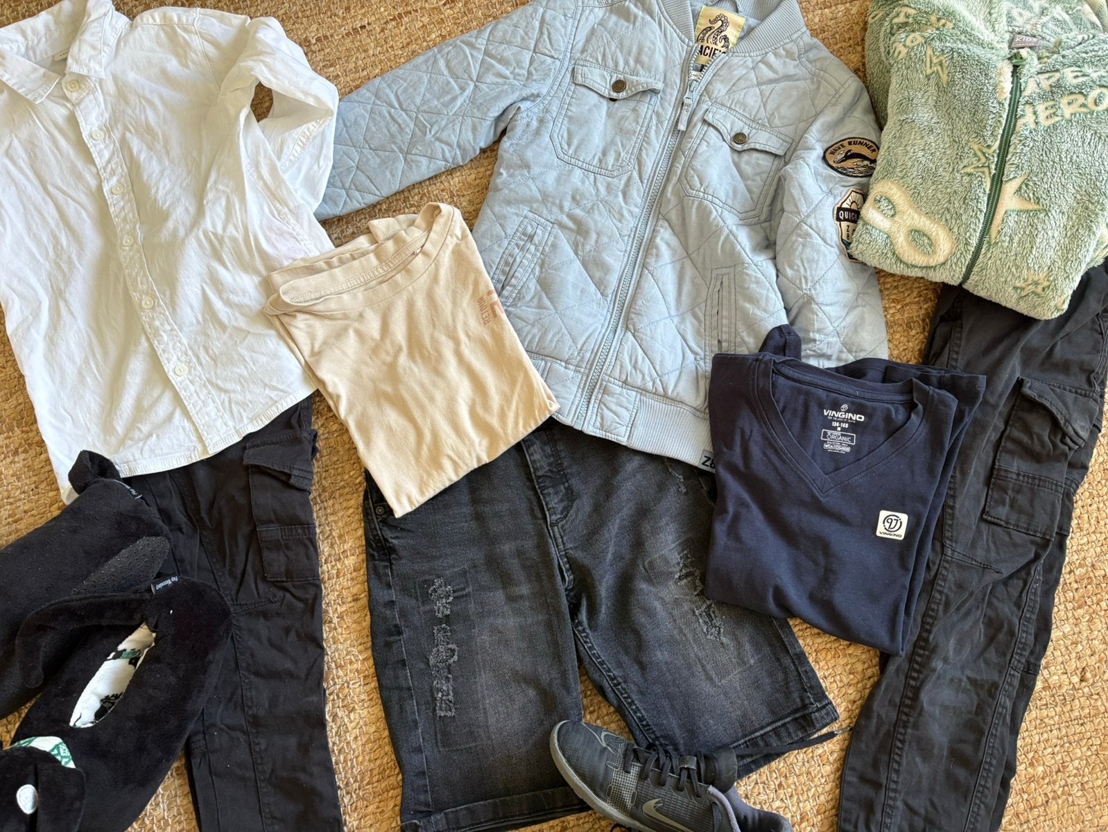 Kledingpakket jongen 128 134 Retour Z8 Nike 32 Broek Jas, Ophalen of Verzenden, Gebruikt
