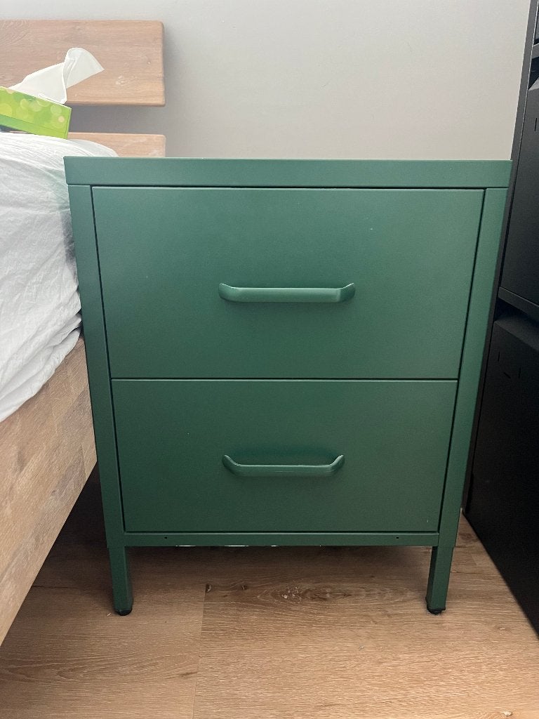 Beliani MALAVI Nachtkastje x2, Huis en Inrichting, Ophalen, Minder dan 45 cm, Metaal of Aluminium, 55 tot 70 cm