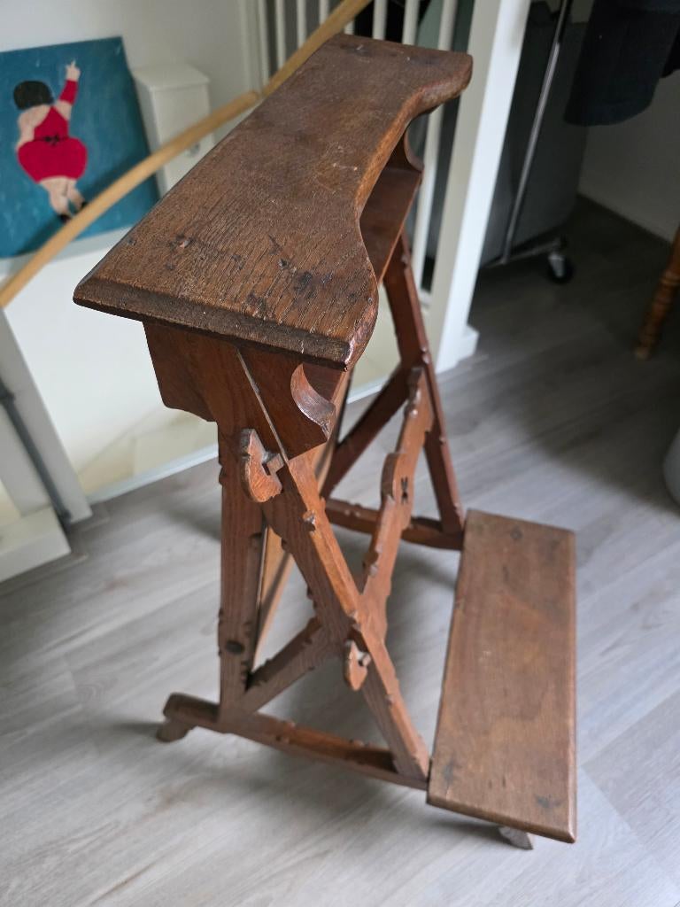 Antieke kerkstoel, Ophalen