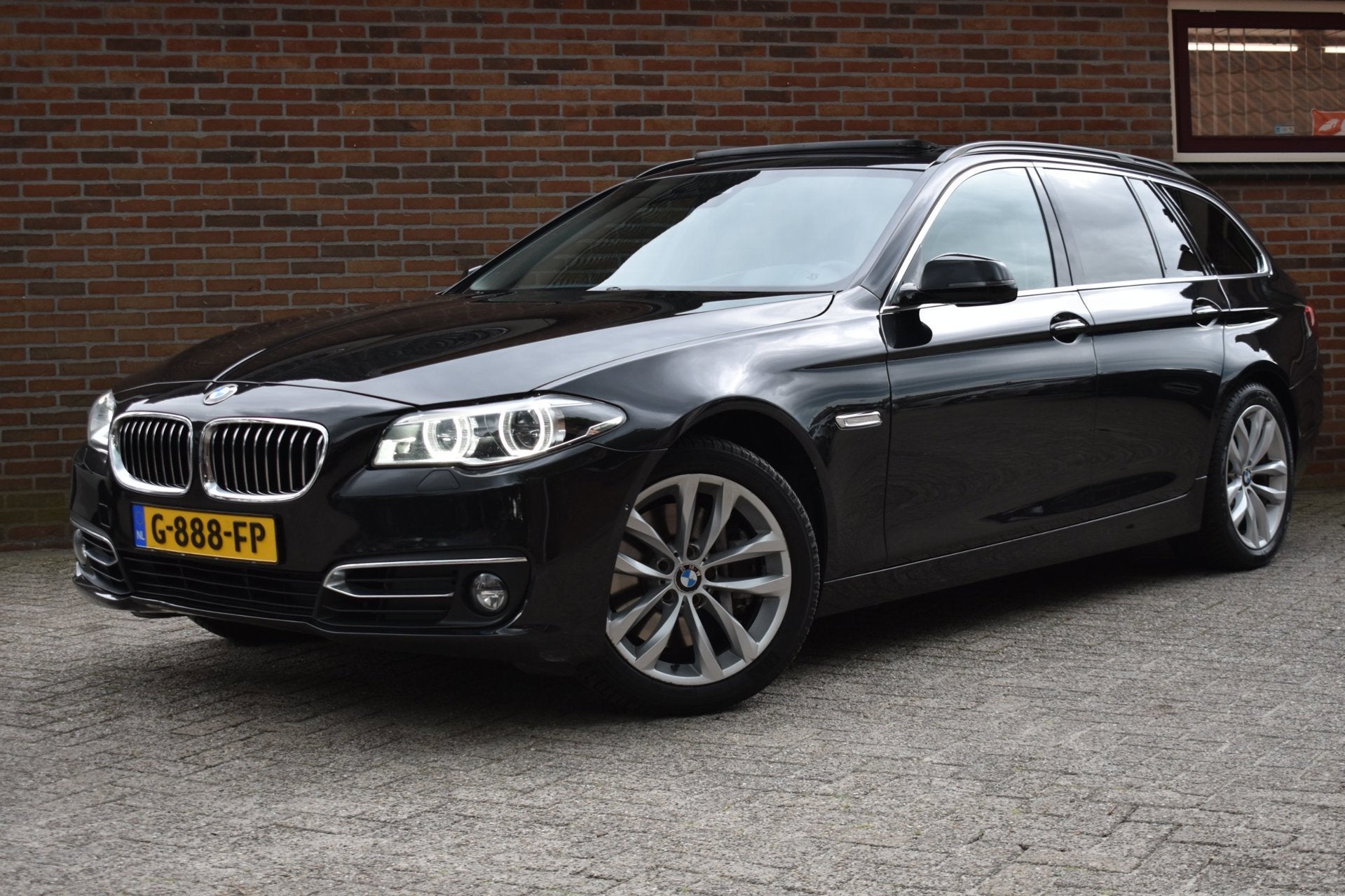 BMW 5-serie Touring 530xd M Sport Edition High Executive '16, Auto's, BMW, Automaat, Gebruikt, 2993 cc, 2000 kg