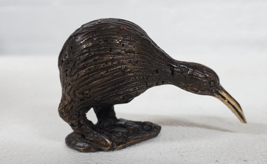 KIWI / bronzen beeld / vogel / 8 cm hoog, Ophalen of Verzenden, Nieuw, Beeldje of Figuurtje