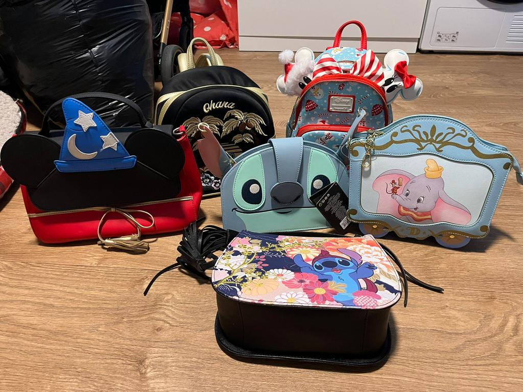 Loungefly disney tassen, Verzamelen, Disney, Ophalen of Verzenden, Overige figuren, Gebruikt, Tas, Koffer of Zak