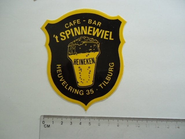 sticker oud Tilburg Heineken cafe Spinnewiel heuvelring 35, Verzenden, Zo goed als nieuw, Bedrijf of Vereniging