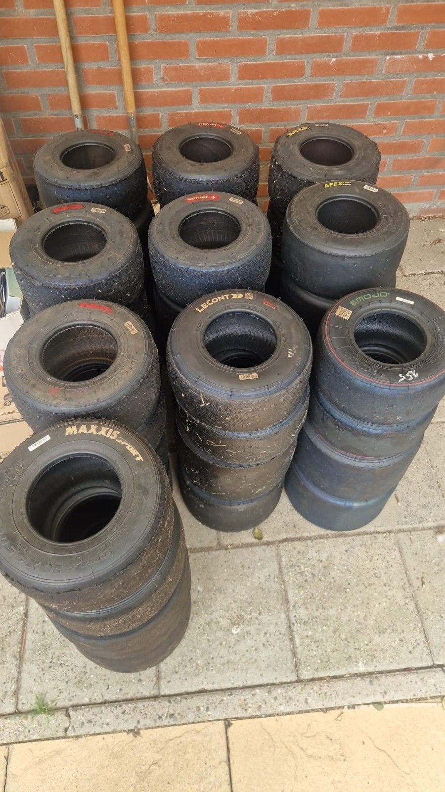 10 sets gebruikte kartbanden Mojo, Komet, Vega, MG, LeCont, Sport en Fitness, Karting, Ophalen, Gebruikt, Onderdelen Kart