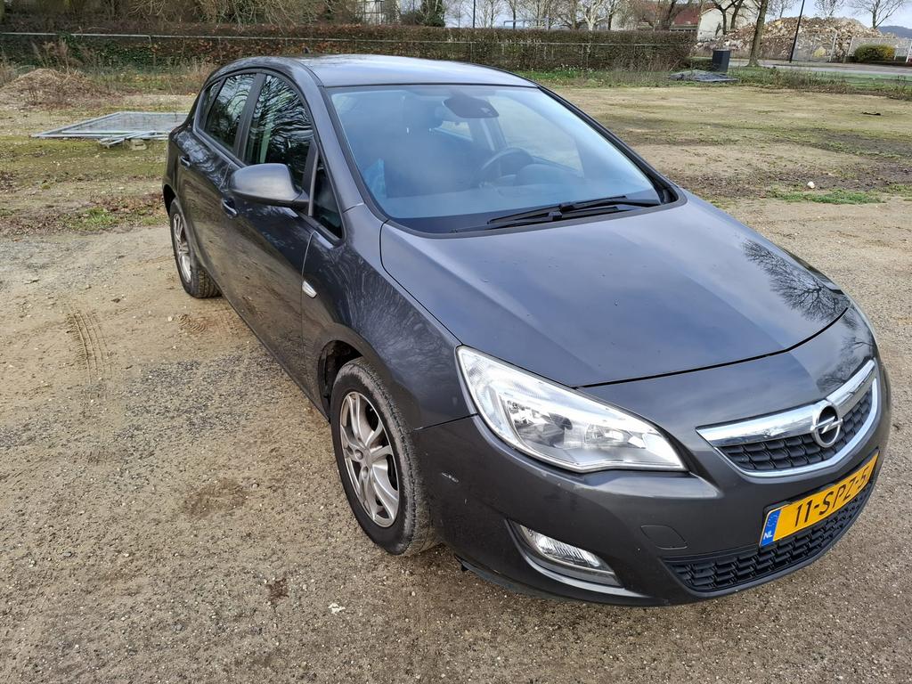 Opel Astra 1.4 Turbo 88KW 5D 2011 Grijs, Voorwielaandrijving, 680 kg, 4 cilinders, Origineel Nederlands