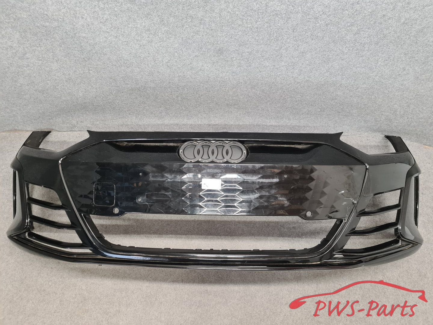AUDI GT RS E-TRON VOORBUMPER ORIGINEEL, Gebruikt, -, Voor, -